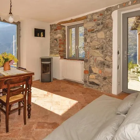 Casa Nocciola * Nesso