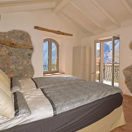 Casa Nocciola Holiday home Nesso